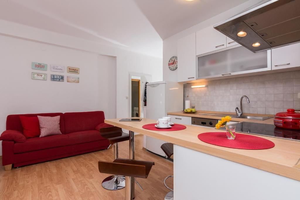 Apartamento Near Old Town - Free Parking Zadar Exterior foto
